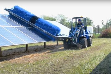 Nettoyage de centrale photovoltaïque et panneaux solaires